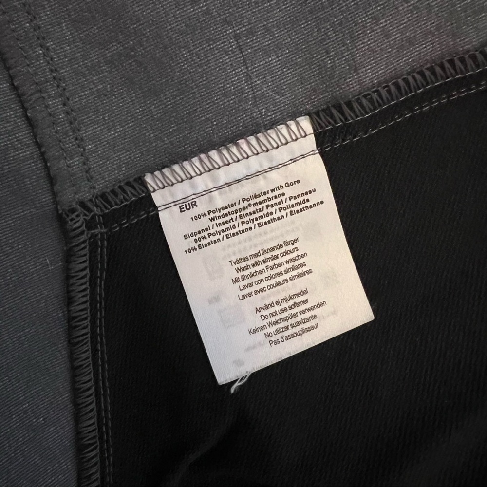 Men's size large Black Vest by Haglöfs - Picture 6 of 6